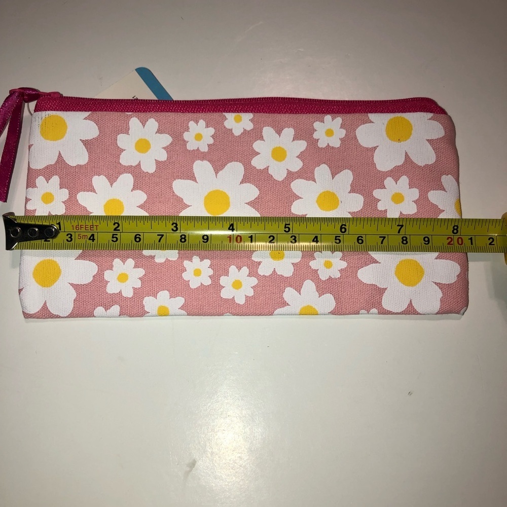 Pencil pouch Daisies Daisy graphic NWT - Picture 10 of 14